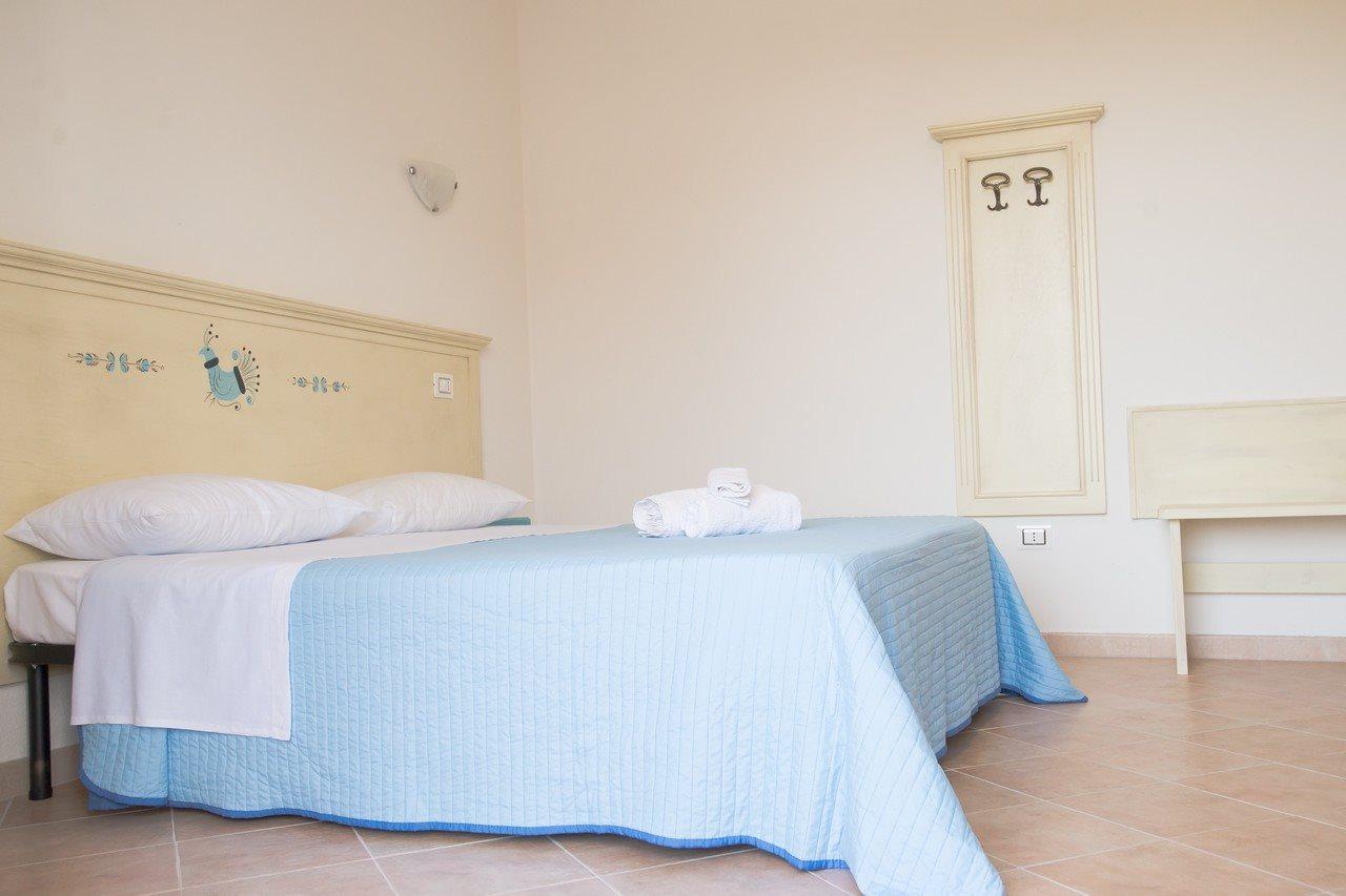 Baia Delle Mimose Lejlighedshotel Badesi Eksteriør billede